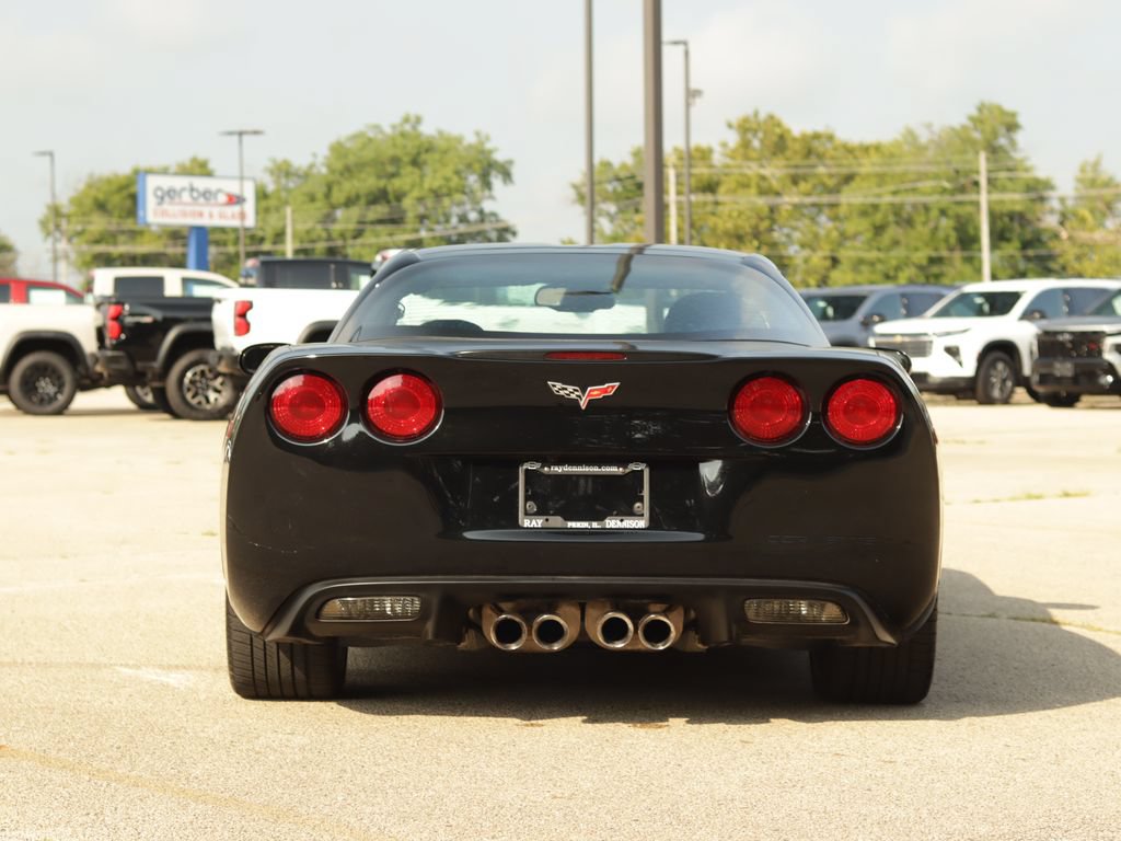 Used 2008 Chevrolet Corvette Coupe w/ Preferred Equipment Group RWD image 6
