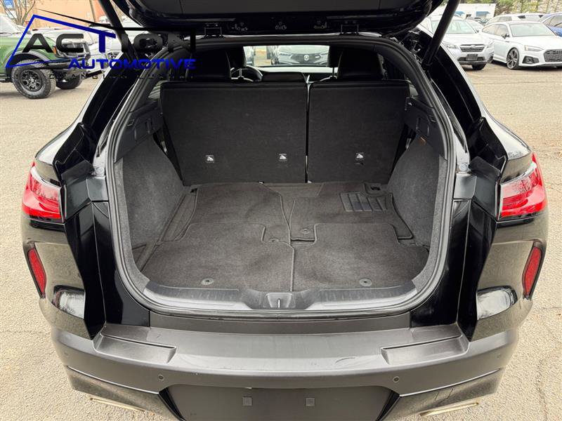 Used 2023 INFINITI QX55 Luxe w/ Cargo Package image 17