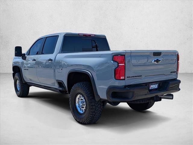Used 2025 Chevrolet Silverado 2500 ZR2 w/ Technology Package AWD/4WD image 8