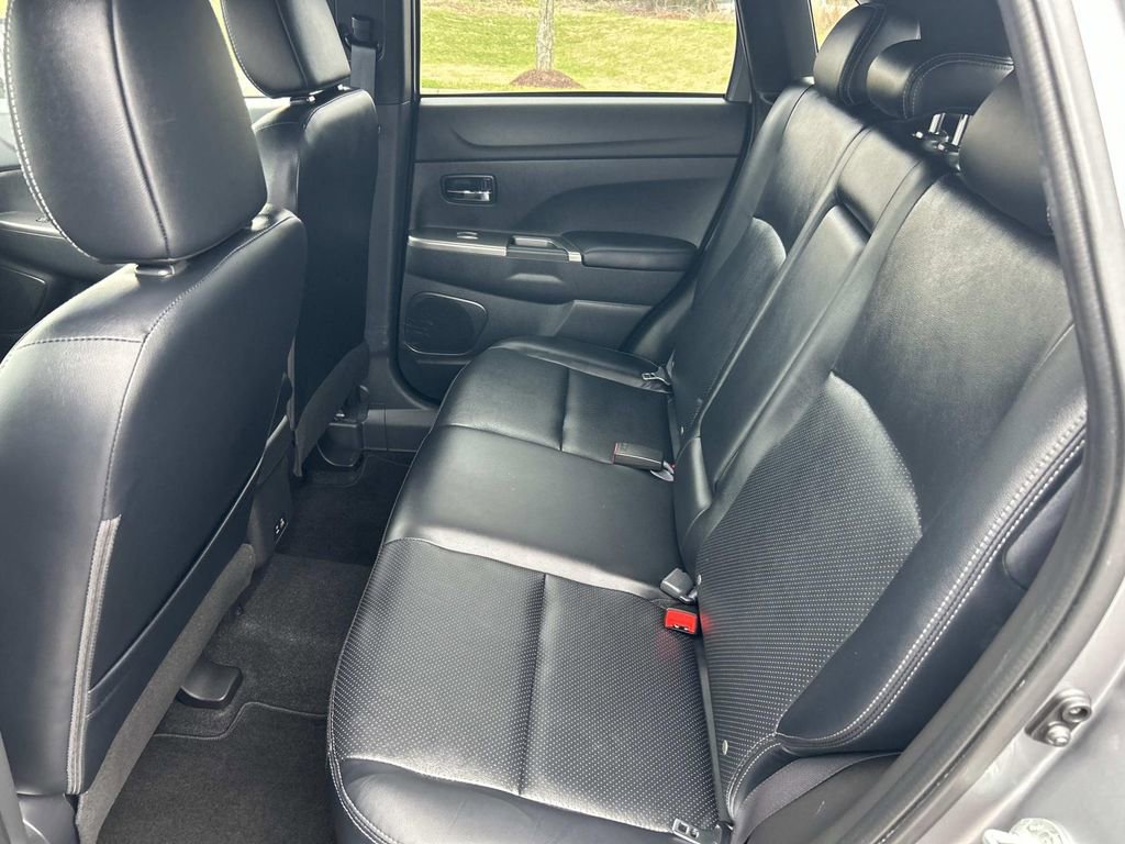 Used 2024 Mitsubishi Outlander Sport SEL image 19