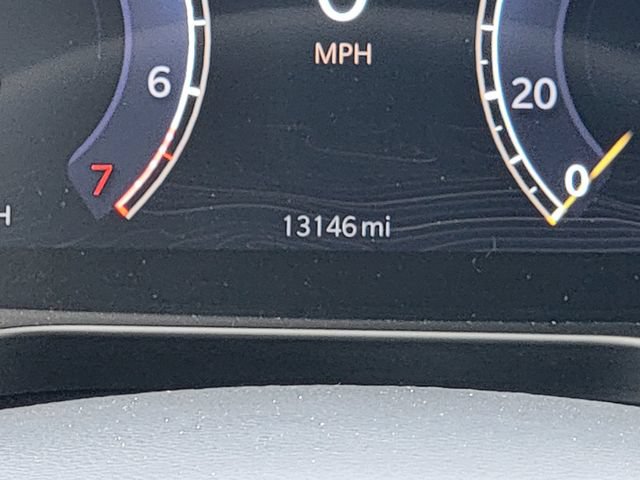 Certified 2024 Jeep Grand Cherokee L Laredo AWD/4WD image 37