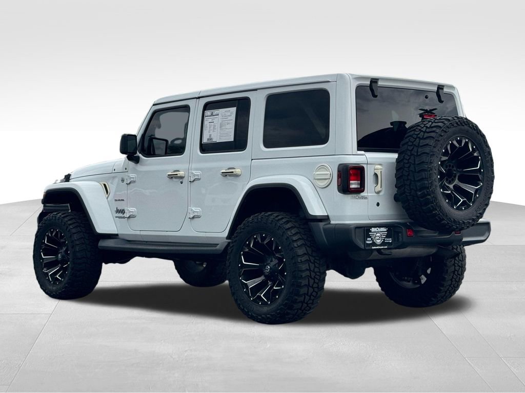 Used 2019 Jeep Wrangler Unlimited Sahara w/ Uconnect 4C Nav & Sound Group AWD/4WD image 5