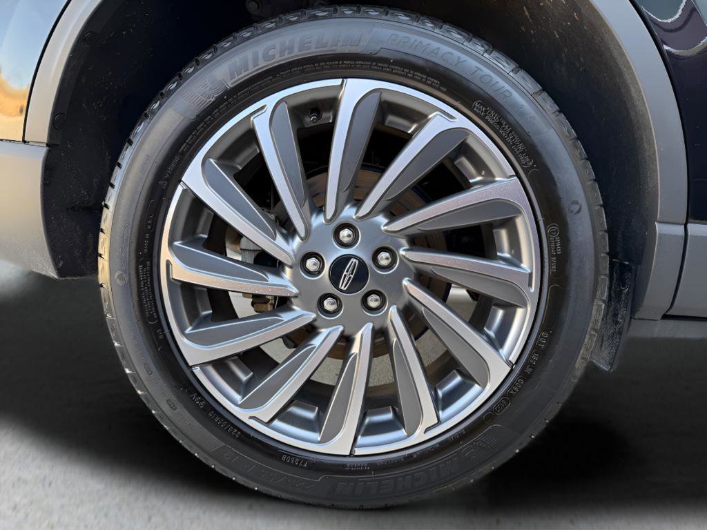 Used 2023 Lincoln Corsair Reserve image 32