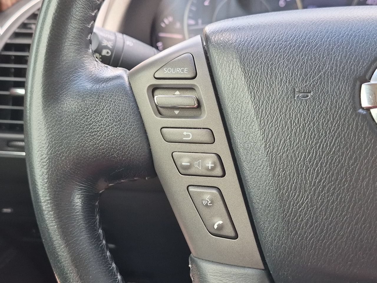 Used 2017 Nissan Armada SL RWD image 12