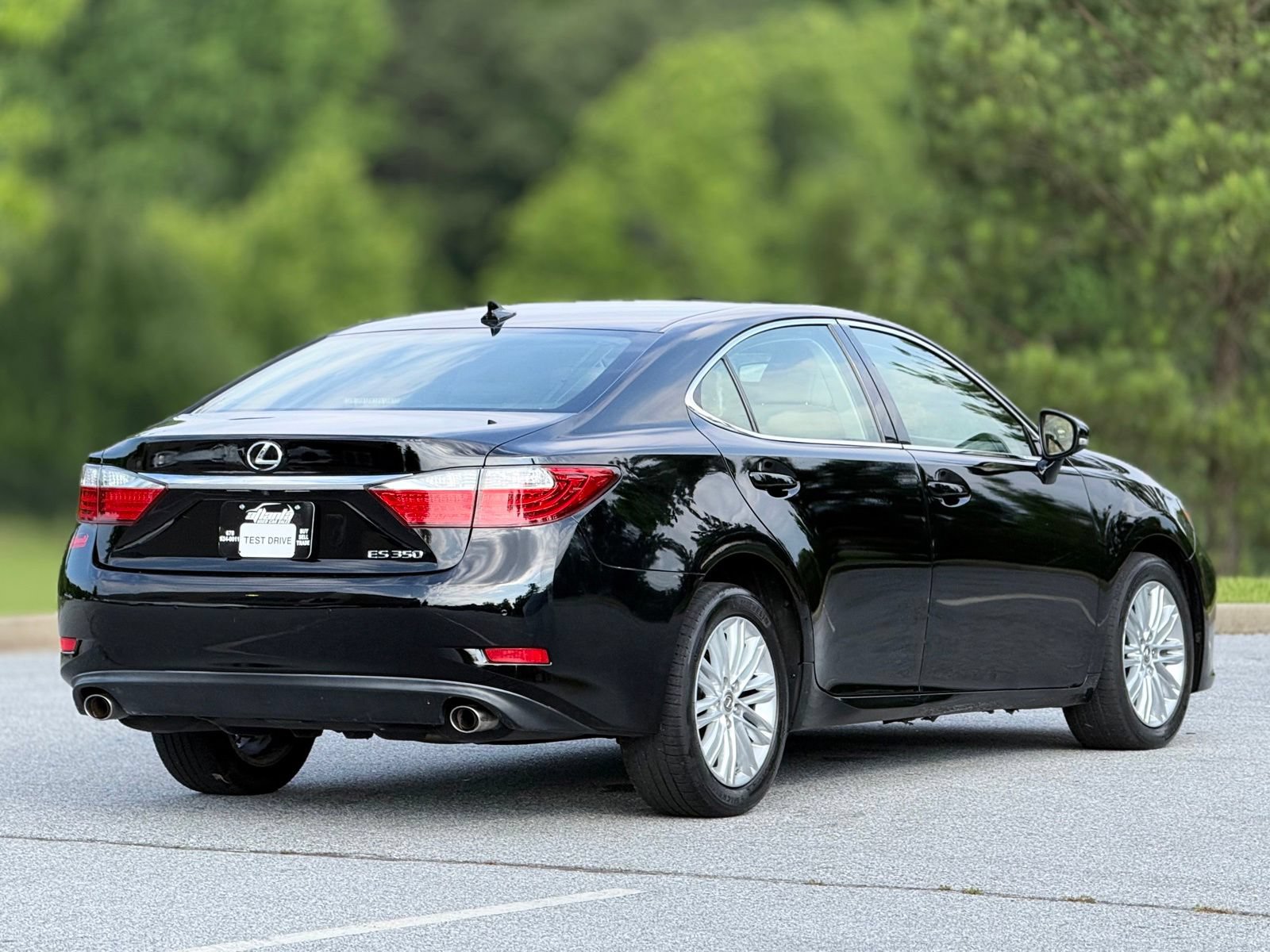 Used 2014 Lexus ES 350 w/ Luxury Package FWD image 10