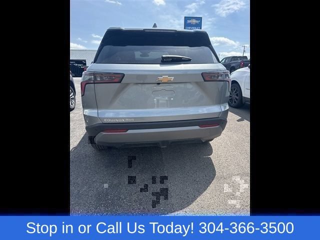 Used 2026 Chevrolet Equinox LT AWD/4WD image 6