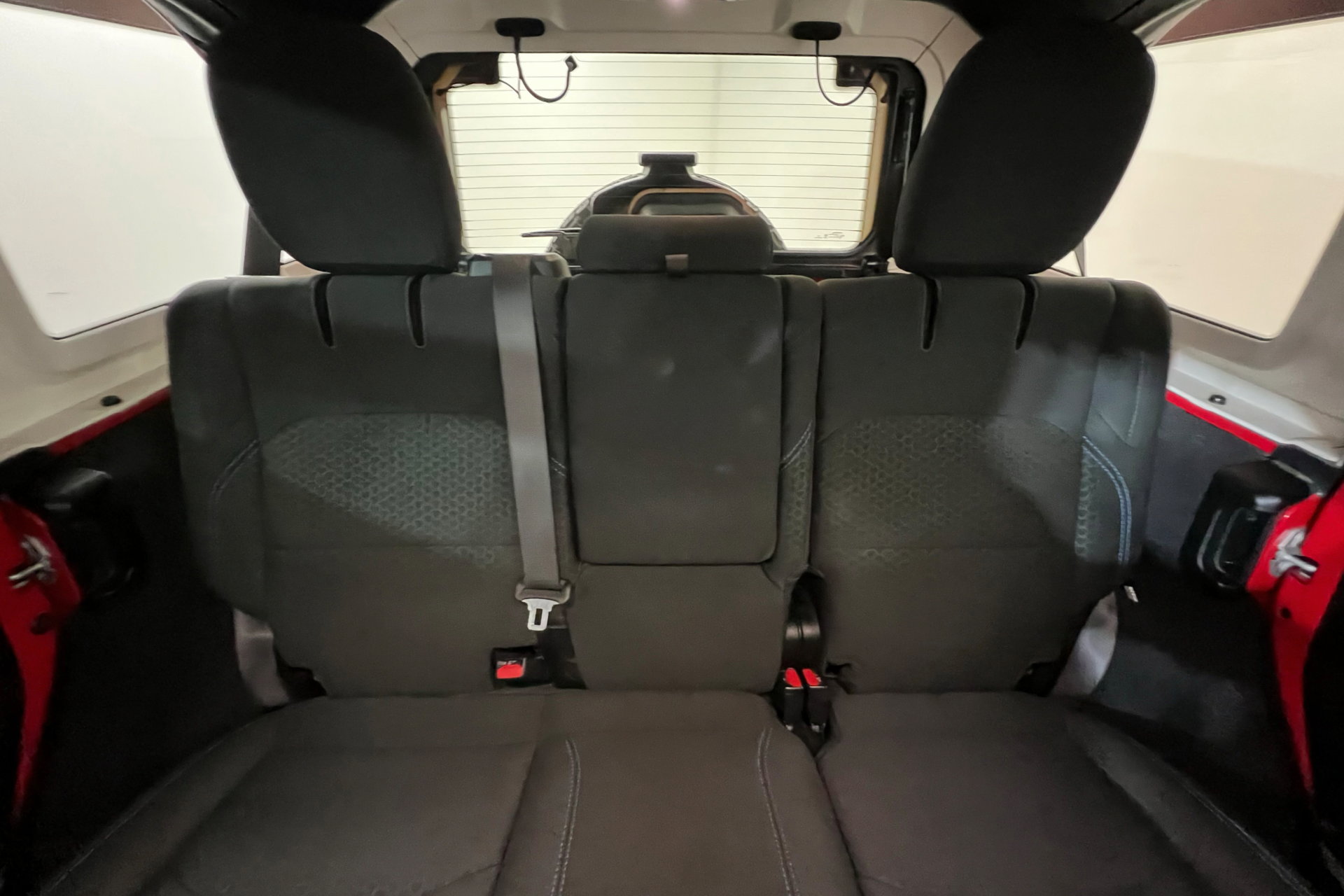 Used 2024 Jeep Wrangler Unlimited Rubicon 4xe image 25