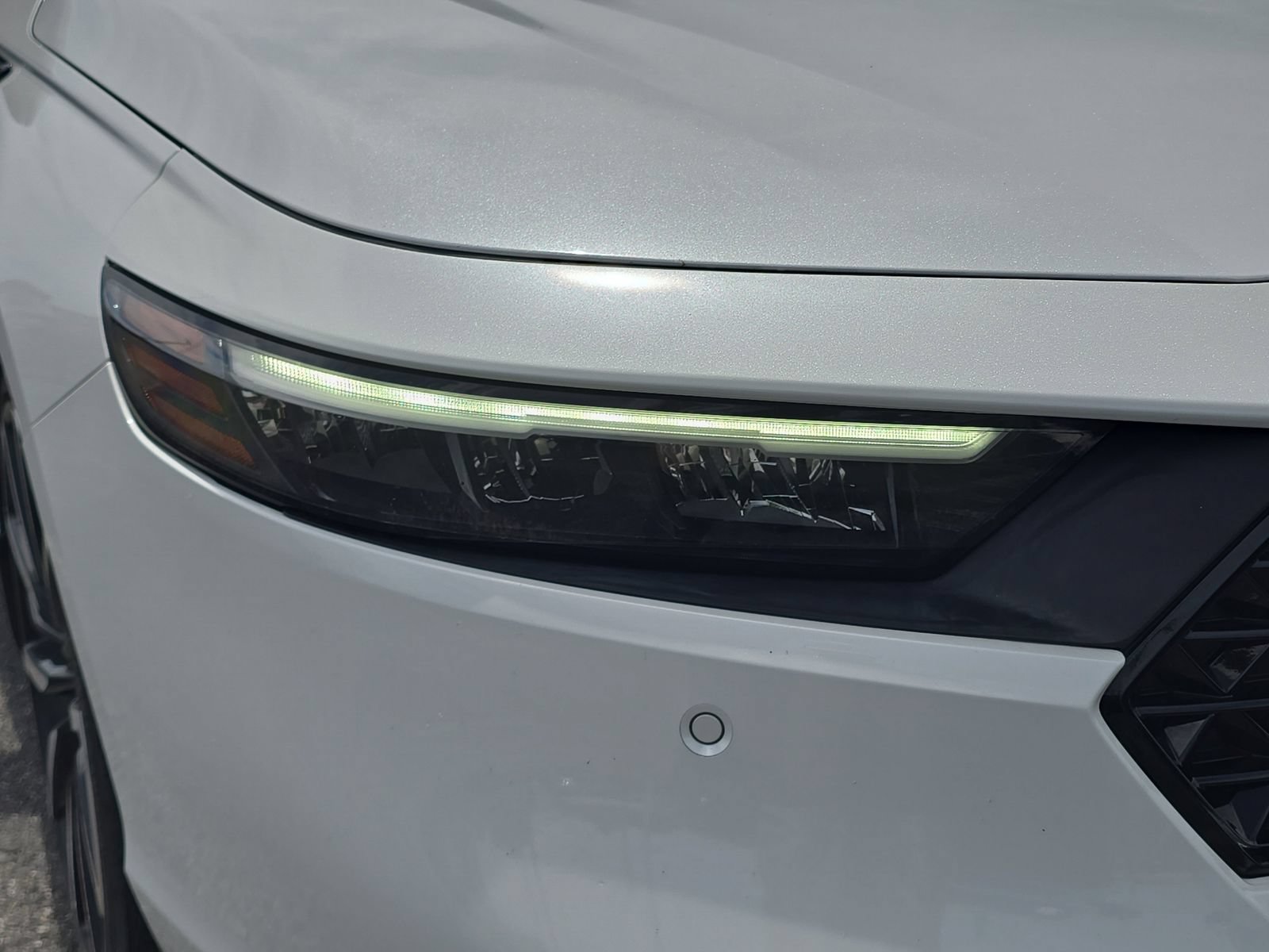Certified 2023 Honda Accord Touring image 7
