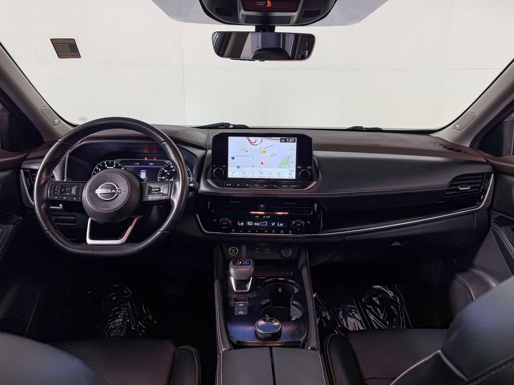 Certified 2022 Nissan Rogue SL w/ SL Premium Package image 15