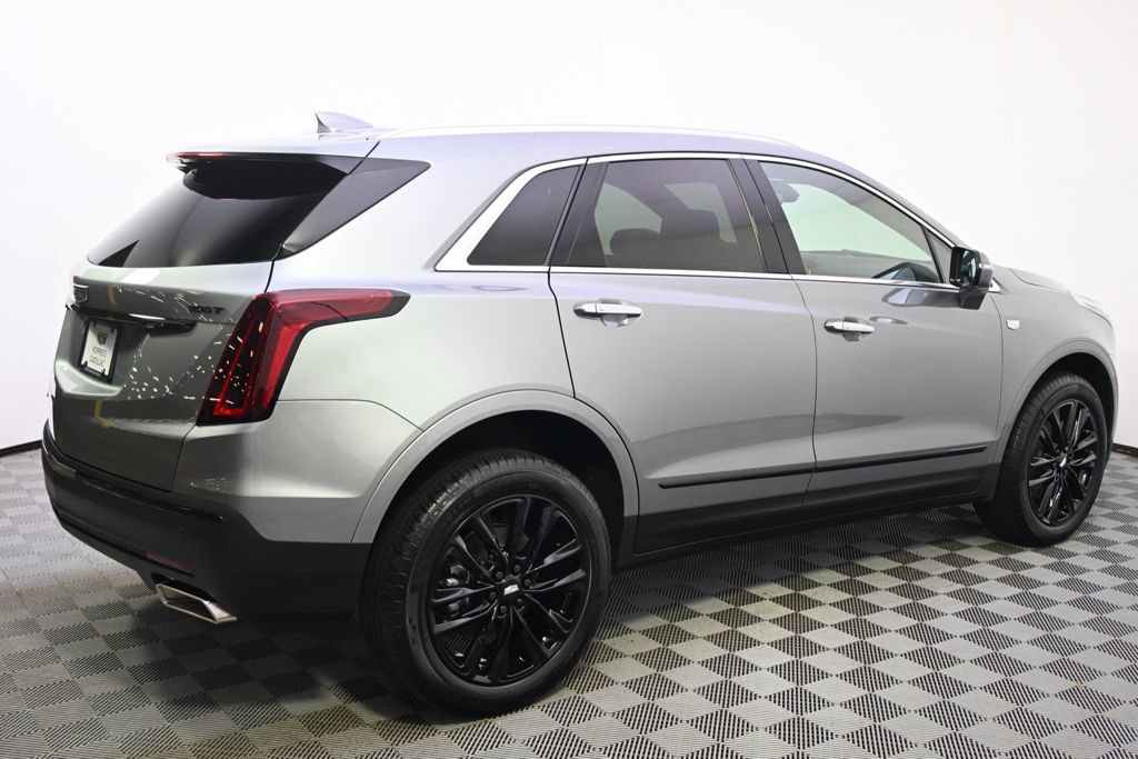 New 2026 Cadillac XT5 Luxury w/ LPO, ONYX Package AWD/4WD image 7