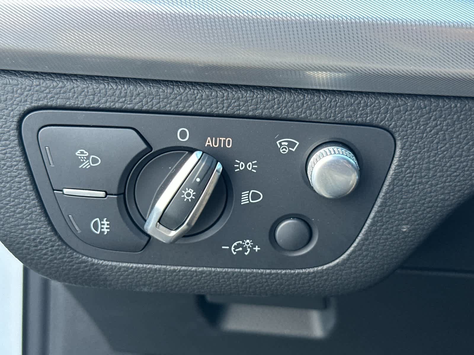 Used 2019 Audi Q5 Prestige AWD/4WD image 32
