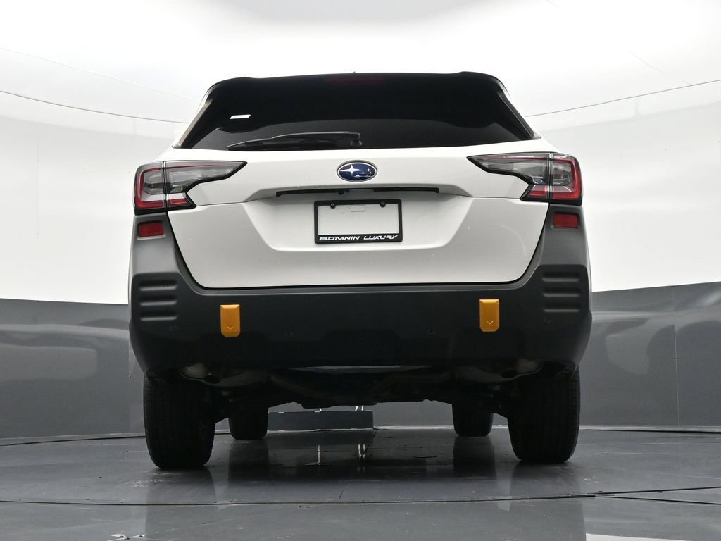 Used 2022 Subaru Outback Wilderness image 27