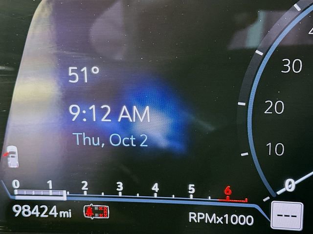 Used 2024 Cadillac Escalade ESV Luxury w/ LPO, Floor Liner Package image 13