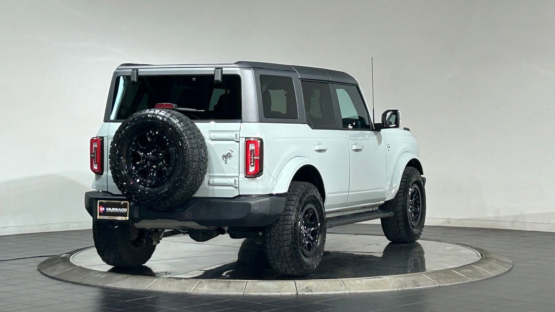 Used 2022 Ford Bronco Outer Banks AWD/4WD image 10