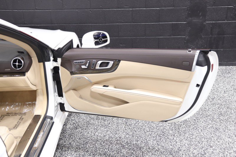 Used 2015 Mercedes-Benz SL 400 image 38