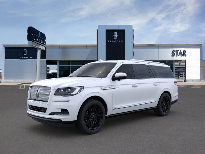 New 2023 Lincoln Navigator L Reserve AWD/4WD image 1