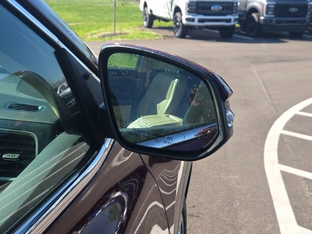 Used 2018 Toyota Highlander Limited FWD image 5