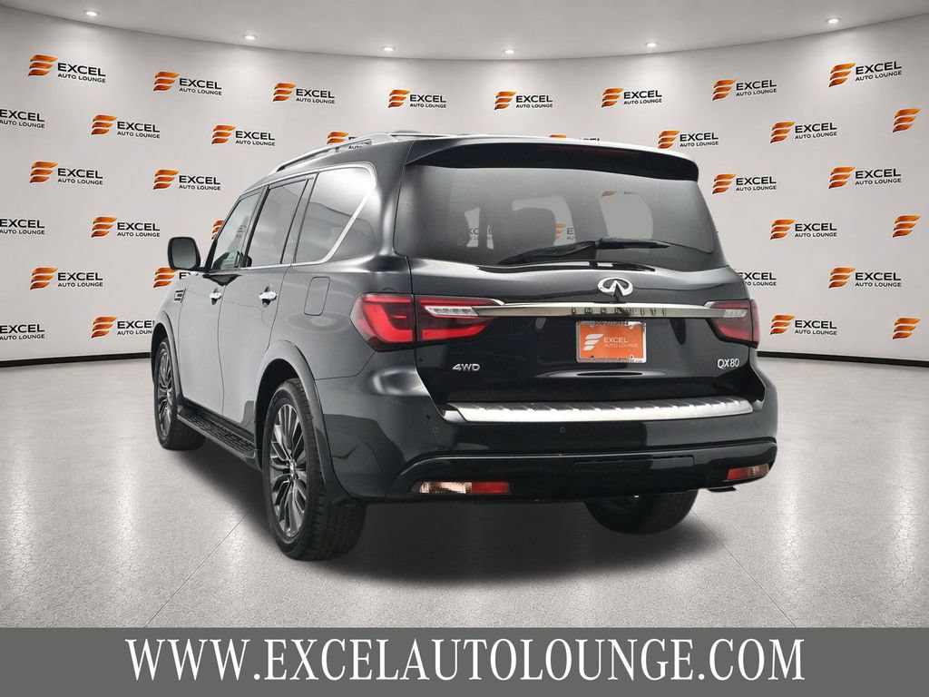 Used 2023 INFINITI QX80 Premium Select w/ Cargo Package AWD/4WD image 3
