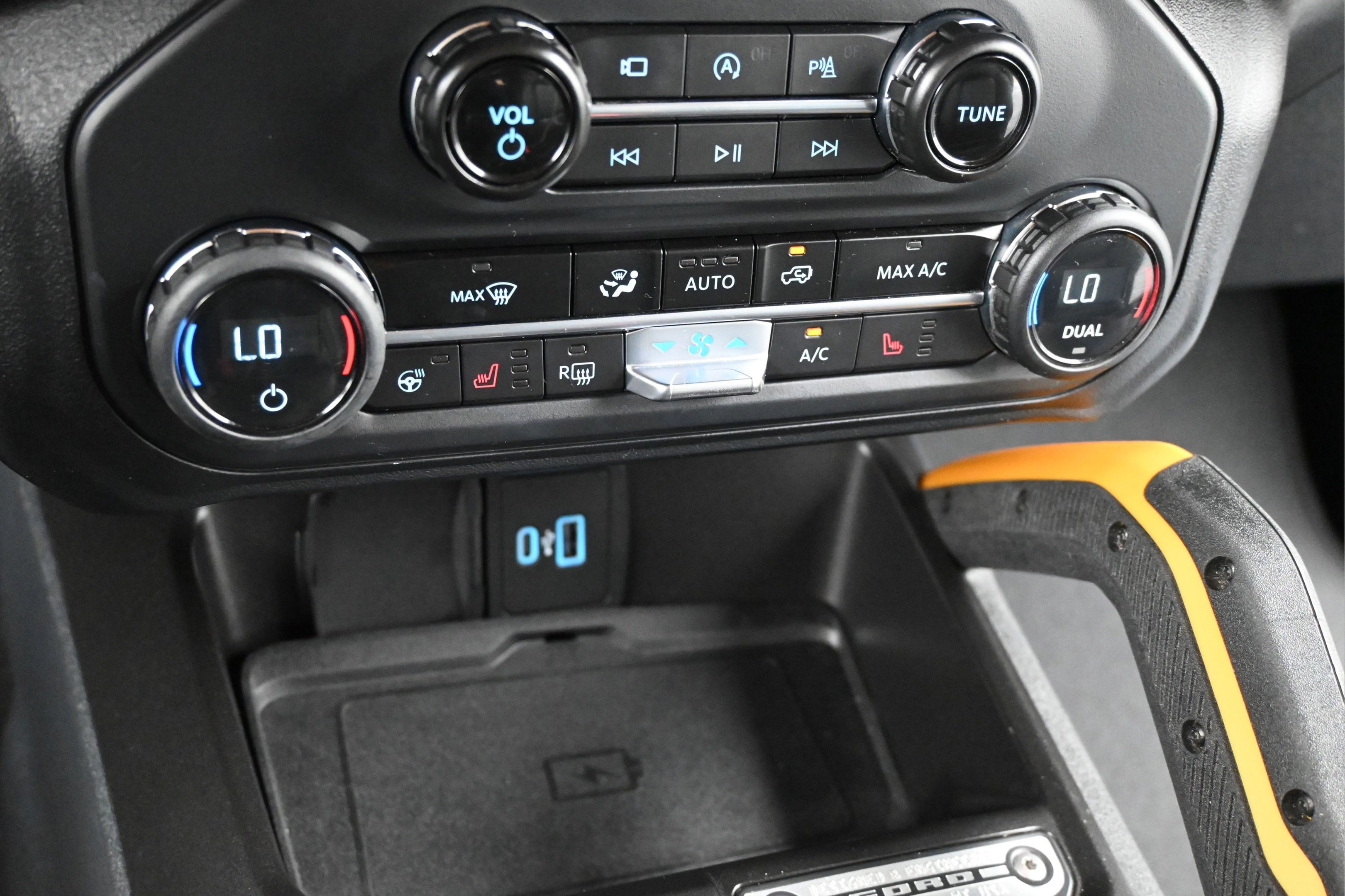 Used 2023 Ford Bronco Badlands AWD/4WD image 19