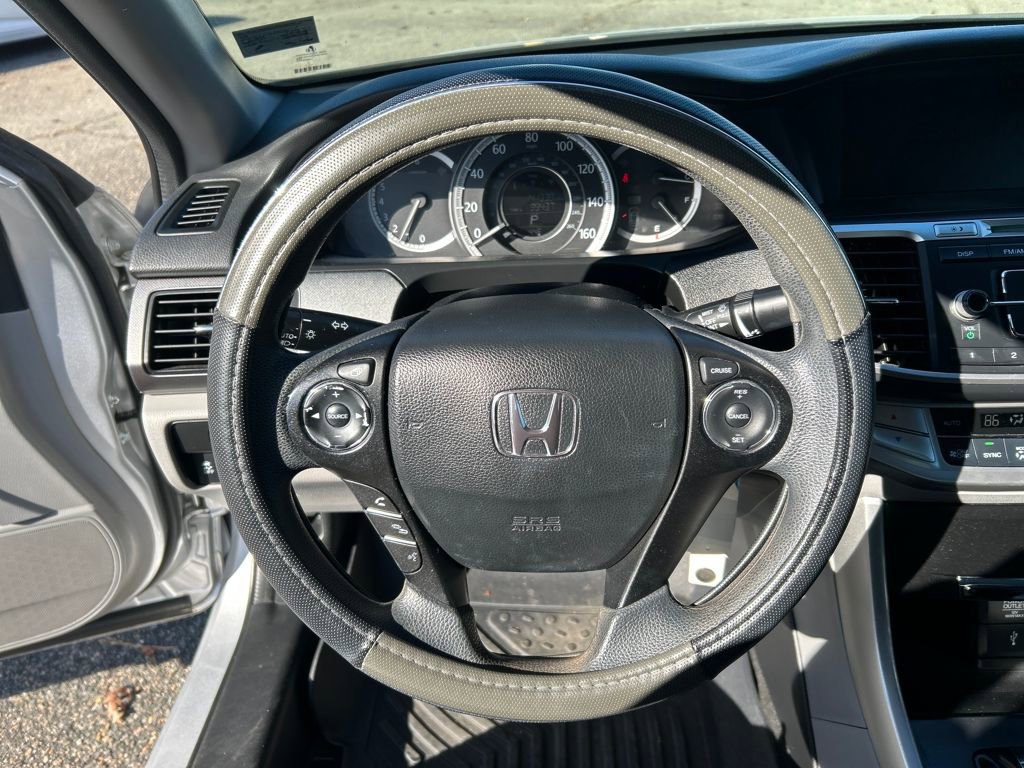 Used 2013 Honda Accord LX image 17