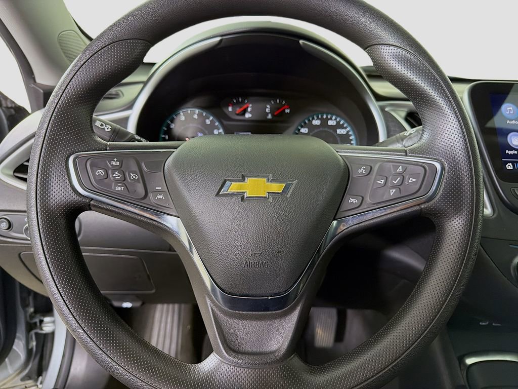 Used 2024 Chevrolet Malibu LT image 14