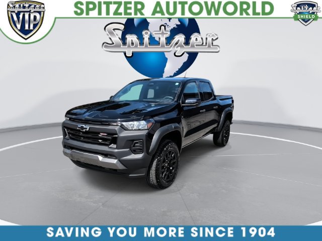 Used 2023 Chevrolet Colorado Trail Boss w/ Technology Package AWD/4WD image 7