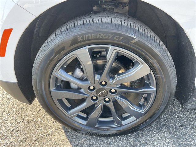 Used 2022 Chevrolet Equinox RS w/ LPO, Floor Liner Package image 10