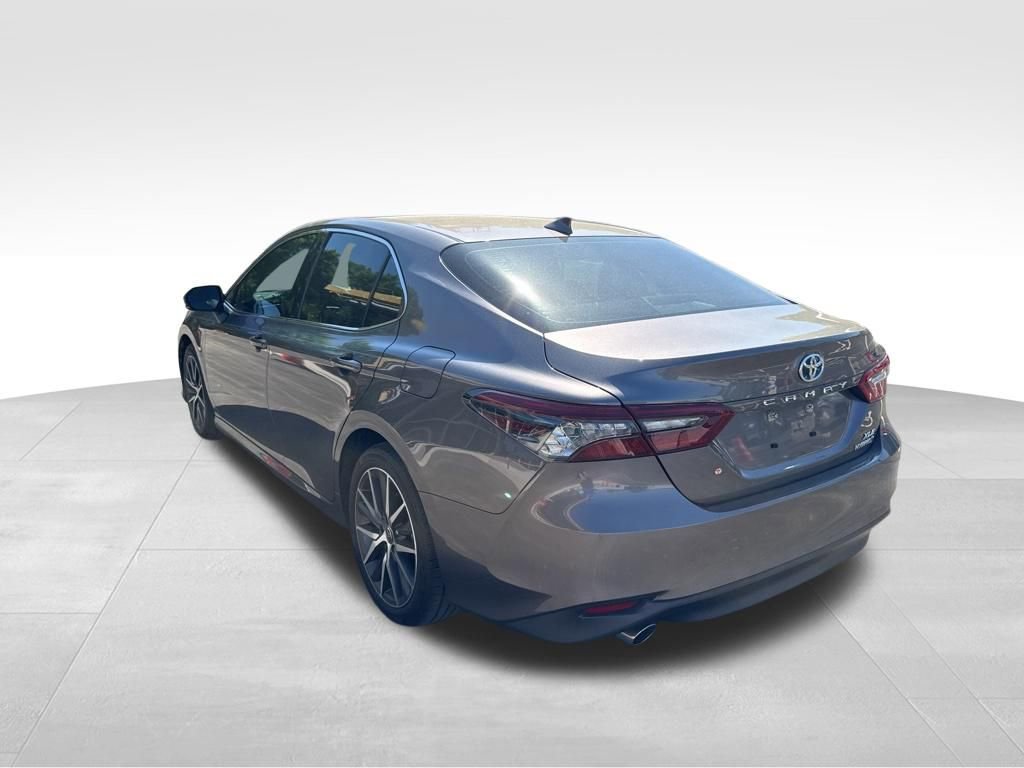Used 2024 Toyota Camry XLE image 6