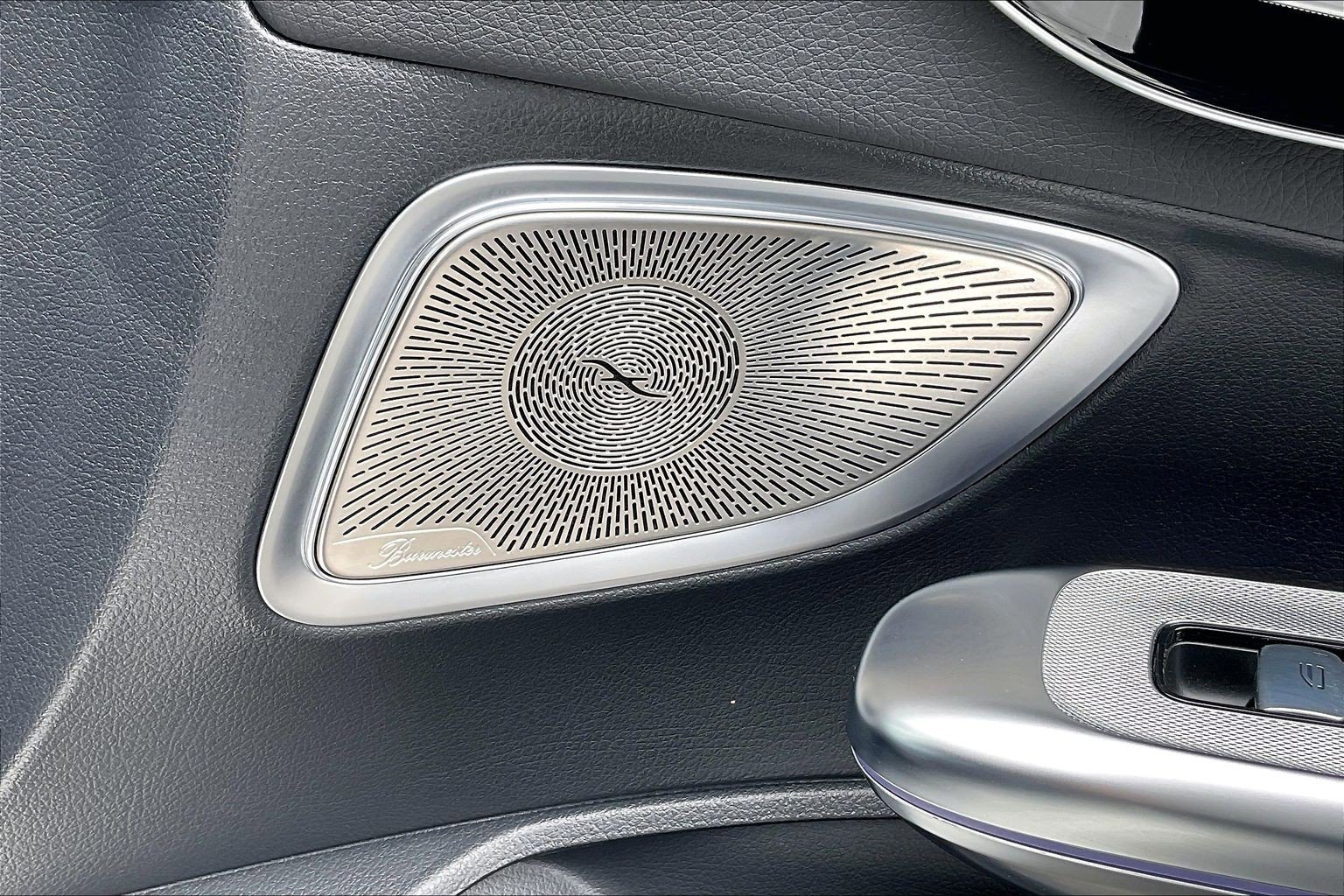 Used 2024 Mercedes-Benz CLE 450 4MATIC Coupe image 36