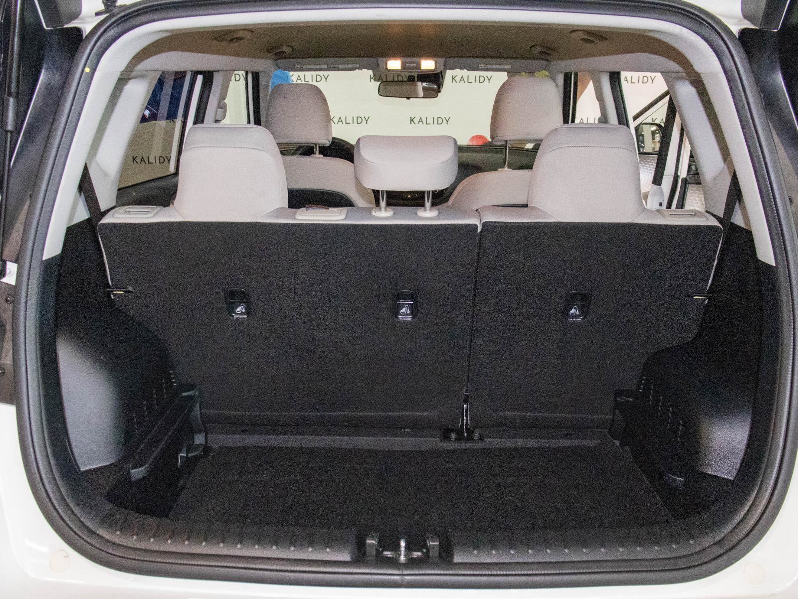 Used 2025 Kia Soul LX w/ LX Technology Package FWD image 23