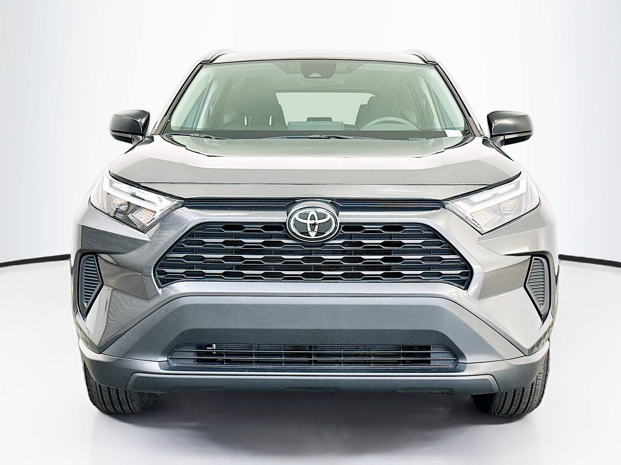 Used 2025 Toyota RAV4 LE image 2