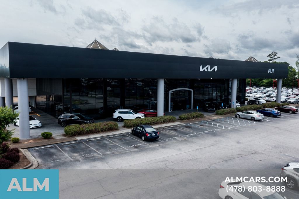 Used 2024 Kia EV9 Wind image 98