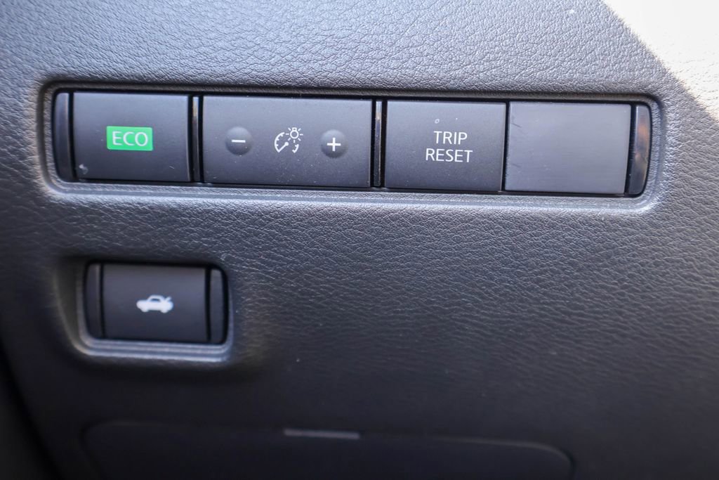 Certified 2025 Nissan Sentra SV w/ All-Weather Package image 17