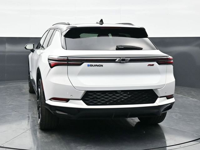 Used 2024 Chevrolet Equinox EV RS FWD image 6