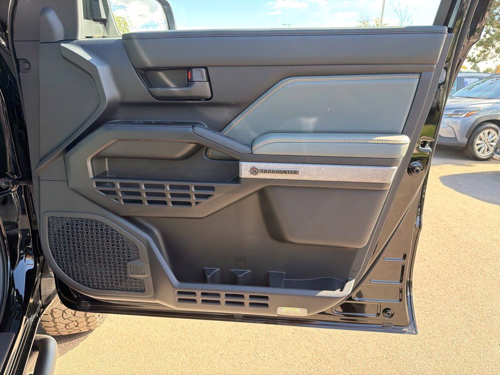 New 2026 Toyota 4Runner Trailhunter AWD/4WD image 11