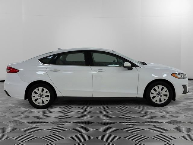 Used 2020 Ford Fusion S FWD image 2