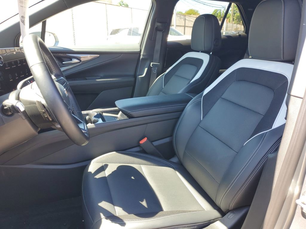 Used 2024 Chevrolet Blazer EV LT AWD/4WD image 18