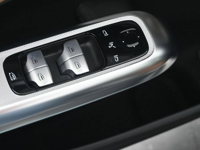 New 2026 Mercedes-Benz E 350 4MATIC Sedan image 13