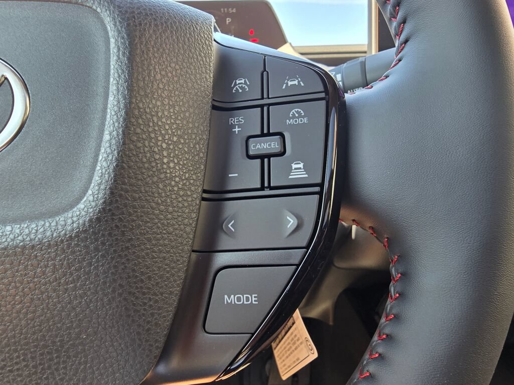 New 2027 Toyota Prius Plug-In Hybrid FWD image 21
