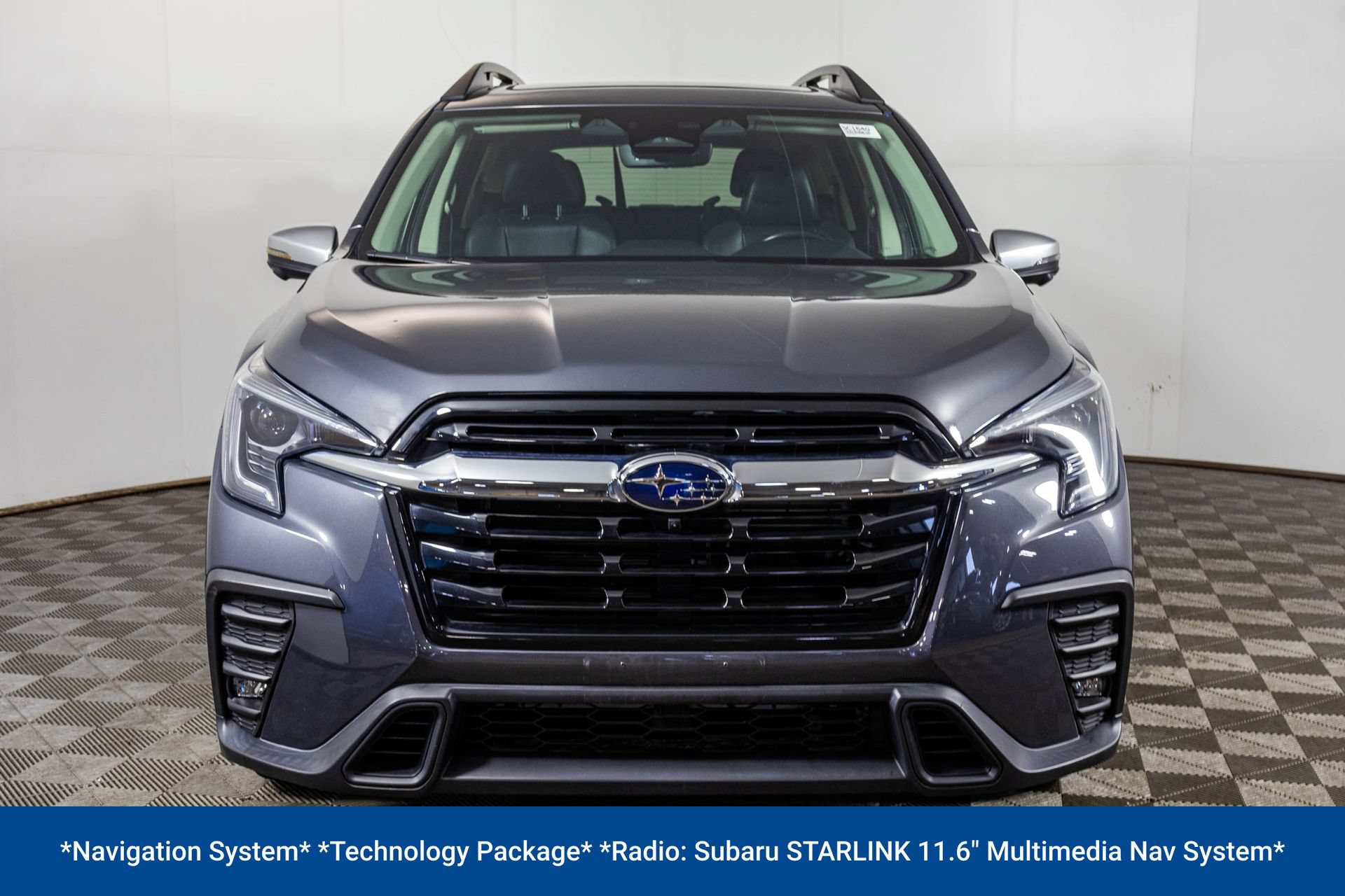 Used 2023 Subaru Ascent Limited w/ Technology Package AWD/4WD image 15