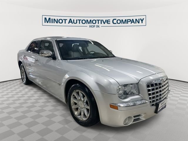 Used 2005 Chrysler 300 C w/ Protection Group II RWD image 1