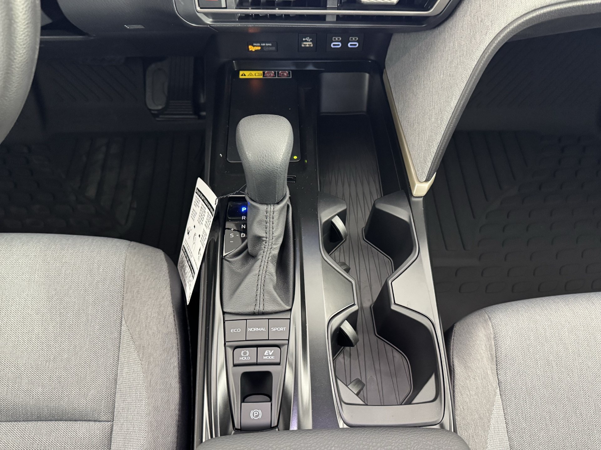New 2026 Toyota Camry LE FWD image 9