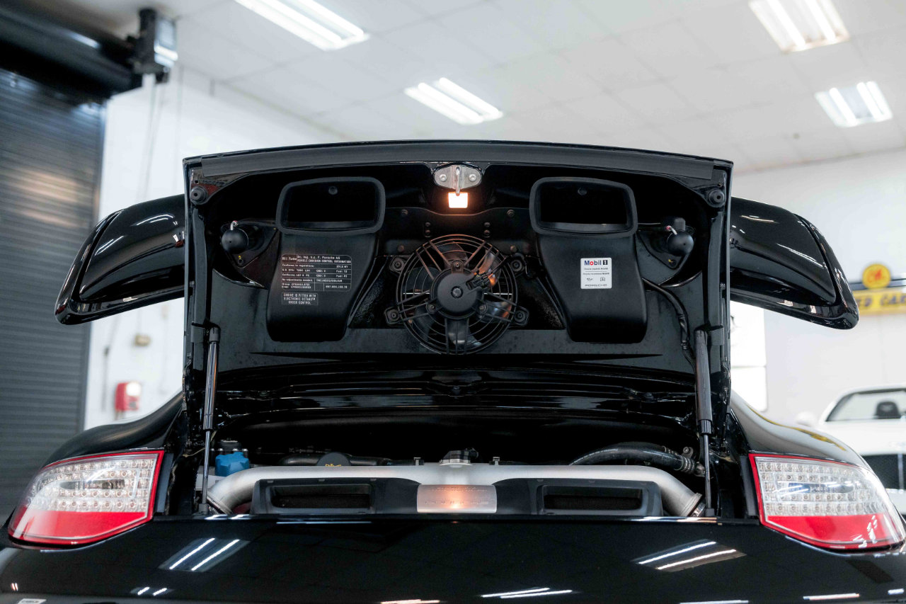 Used 2012 Porsche 911 Turbo image 77