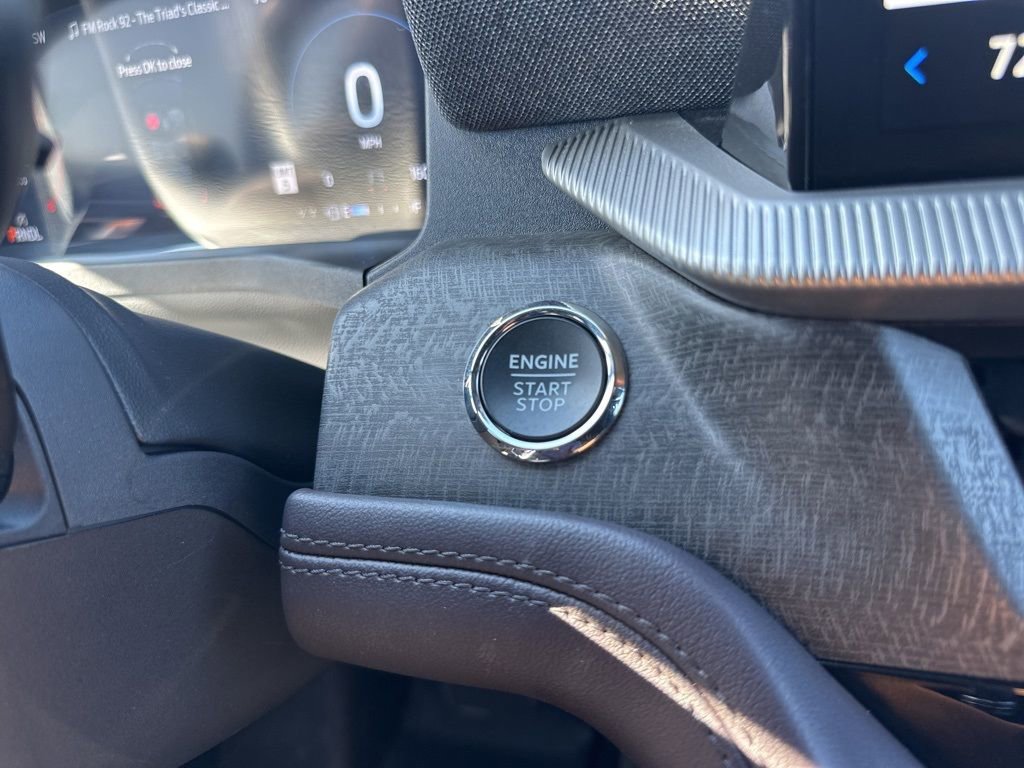 Used 2025 Ford Explorer Platinum image 25