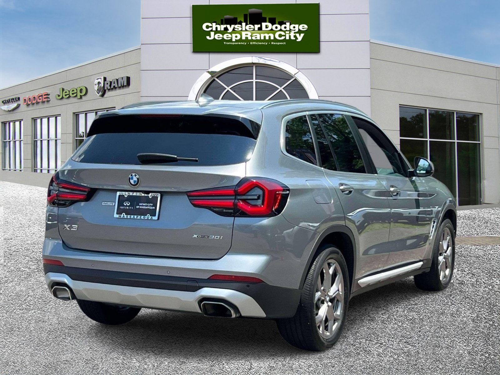 Used 2024 BMW X3 xDrive30i w/ Convenience Package AWD/4WD image 8