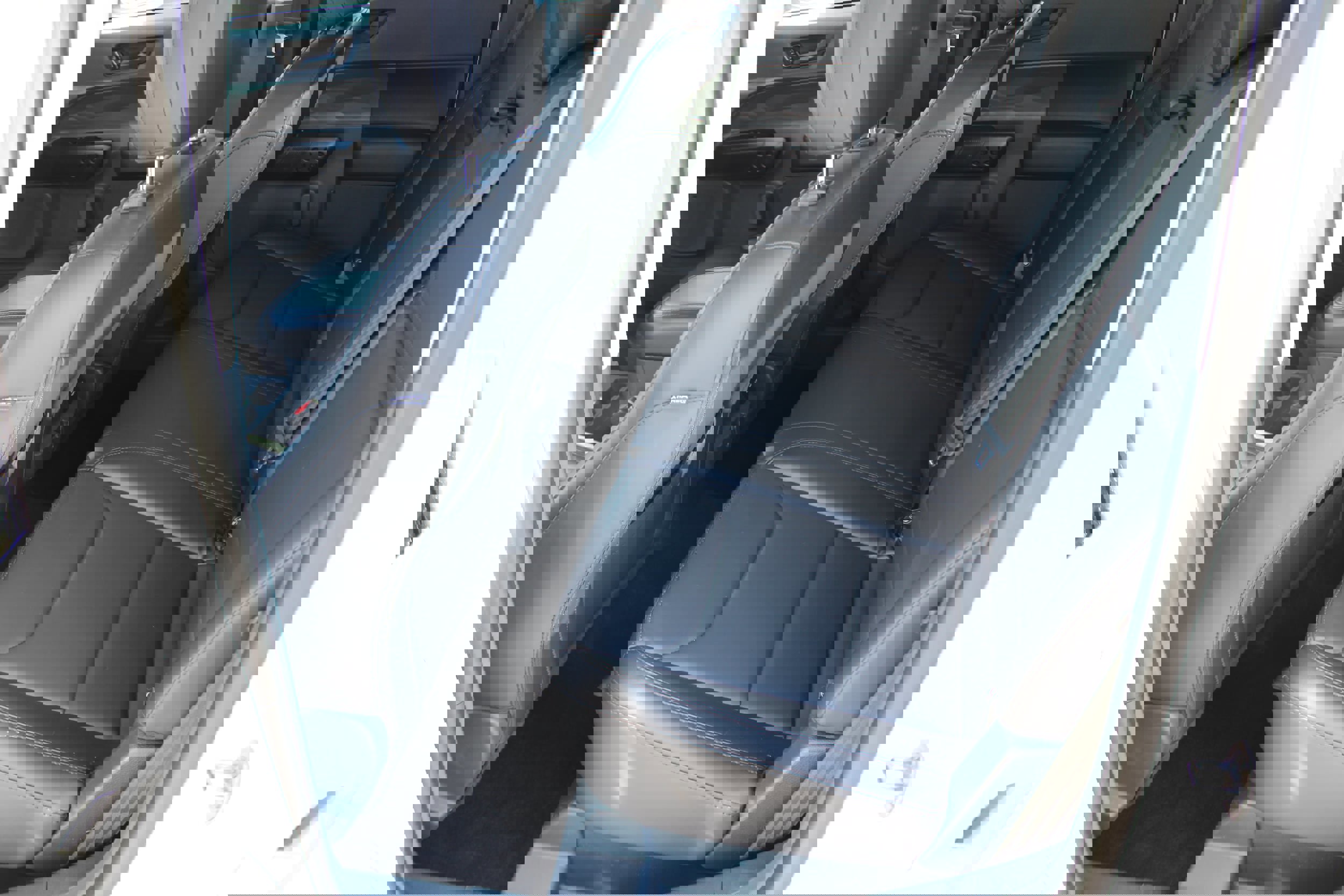 Used 2024 Ford Maverick Lariat w/ Black Appearance Package image 13