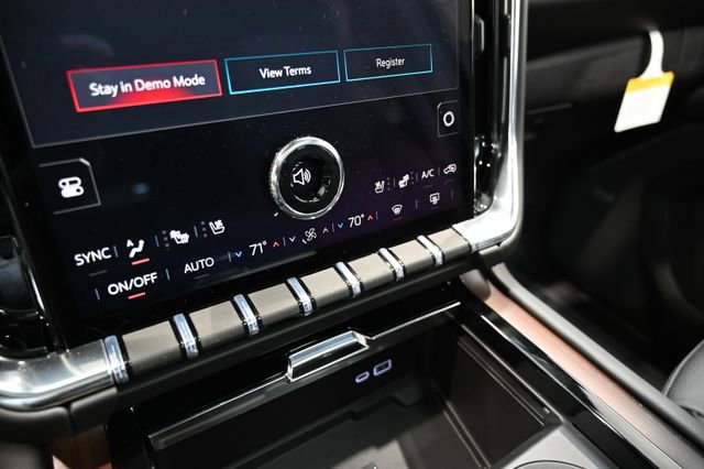 New 2026 GMC Yukon Denali w/ Denali Reserve Package image 21