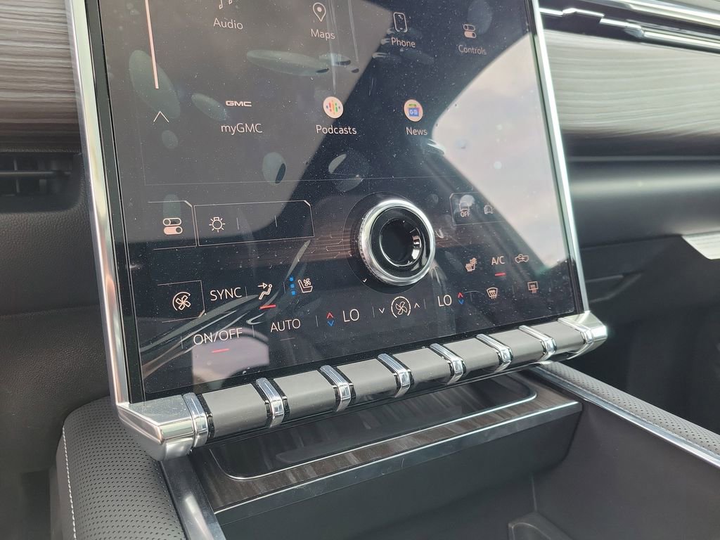New 2025 GMC Sierra EV Denali image 25