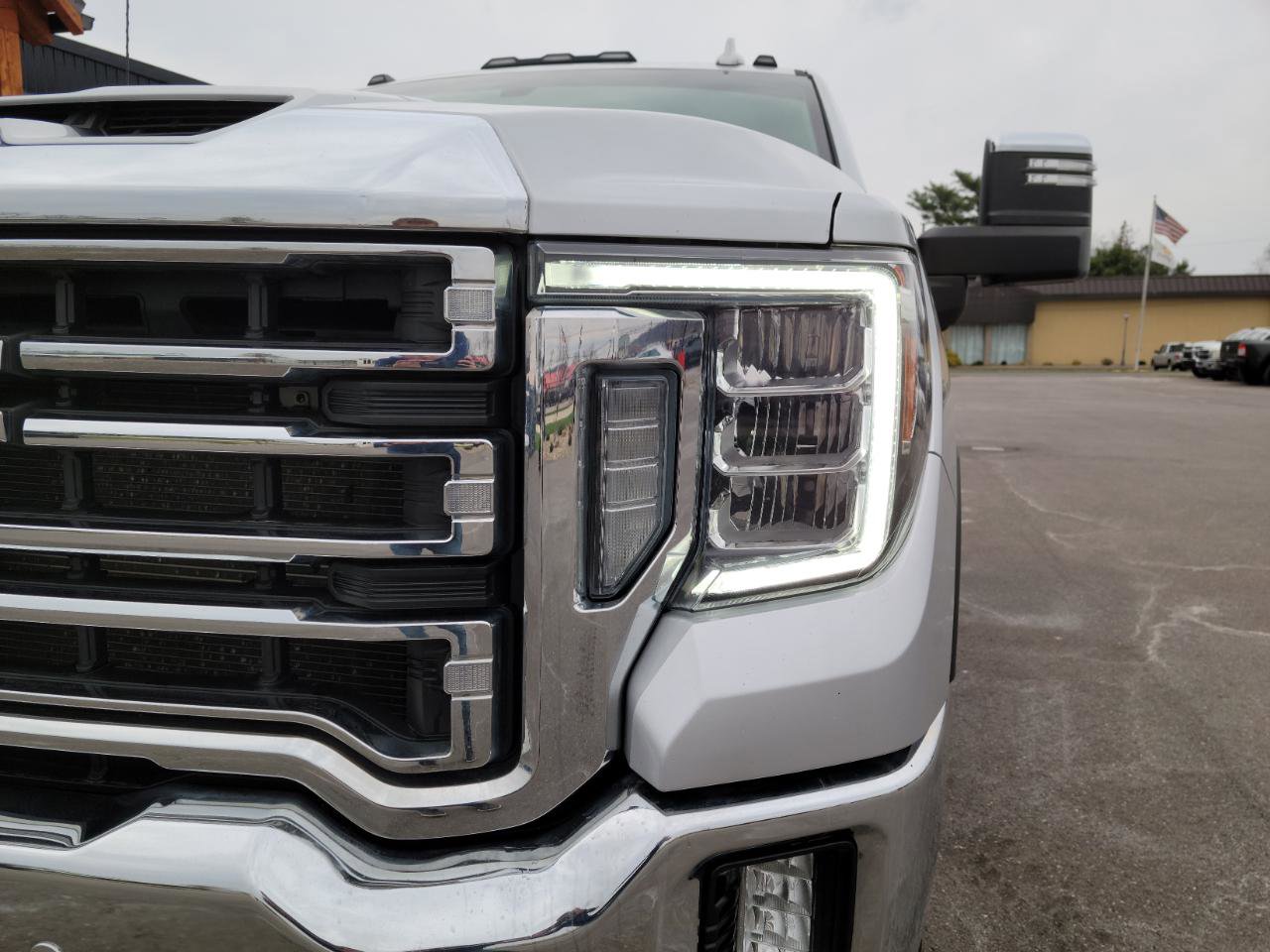 Used 2021 GMC Sierra 3500 SLT w/ SLT Preferred Package image 20