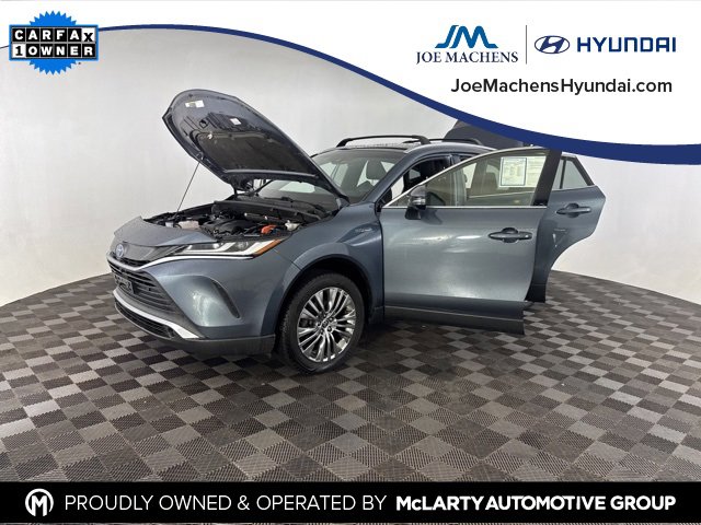 Used 2021 Toyota Venza Limited w/ Advanced Technology Package image 11